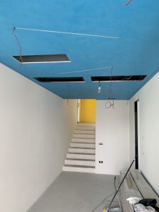 Soffitto marmorino blu